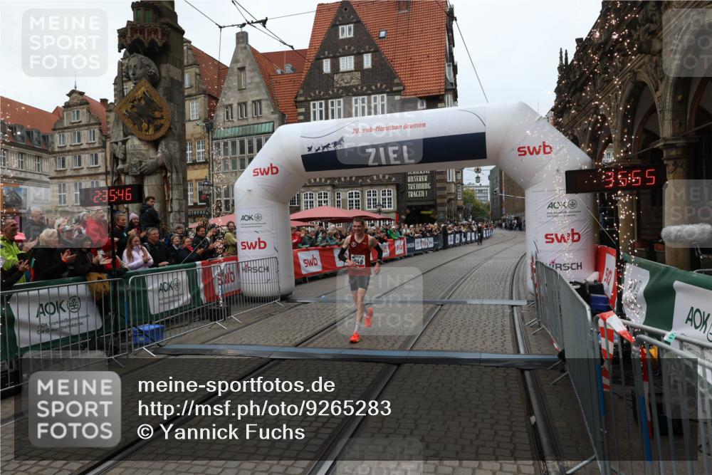05.10.2025 - 20. swb-Marathon Bremen Yannick Fuchs http://msf.ph/oto/9265283 05.10.2025 12:06:36 Ziel 1040 meine-sportfotos.de