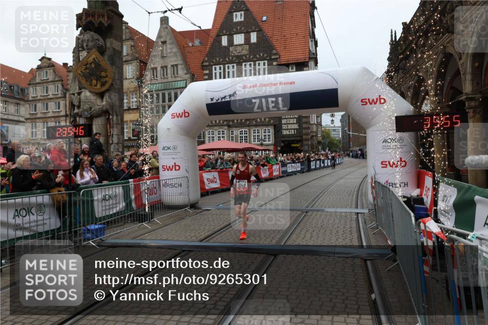 05.10.2025 - 20. swb-Marathon Bremen Yannick Fuchs http://msf.ph/oto/9265301 05.10.2025 12:06:36 Ziel 1040 meine-sportfotos.de