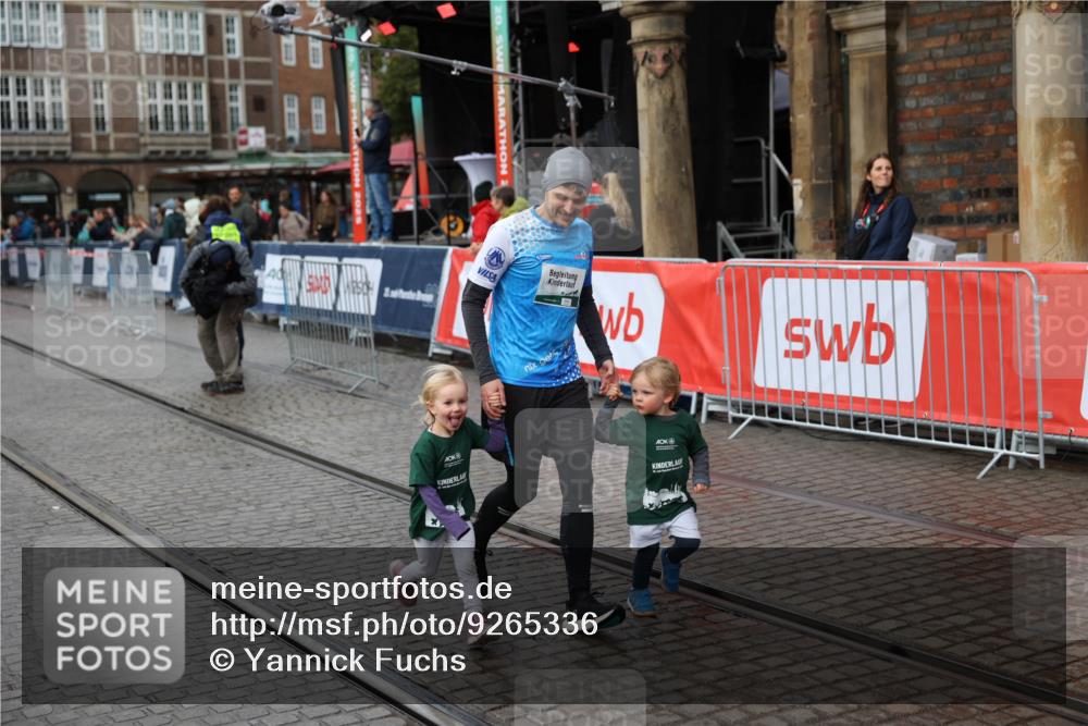 05.10.2025 - 20. swb-Marathon Bremen Yannick Fuchs http://msf.ph/oto/9265336 05.10.2025 15:25:39 Ziel 196 meine-sportfotos.de