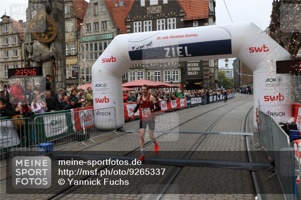 05.10.2025 - 20. swb-Marathon Bremen Yannick Fuchs http://msf.ph/oto/9265337 05.10.2025 12:06:36 Ziel 1040 meine-sportfotos.de