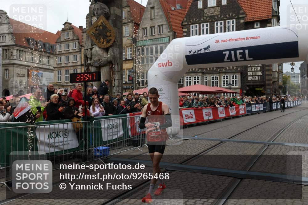 05.10.2025 - 20. swb-Marathon Bremen Yannick Fuchs http://msf.ph/oto/9265468 05.10.2025 12:06:37 Ziel 1040 meine-sportfotos.de