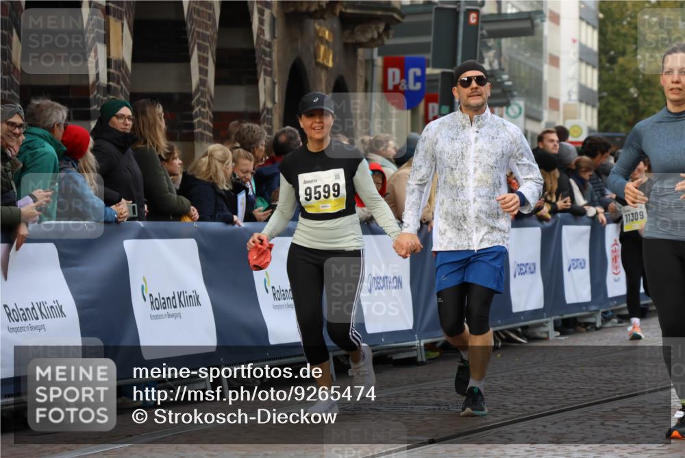 05.10.2025 - 20. swb-Marathon Bremen Strokosch-Dieckow http://msf.ph/oto/9265474 05.10.2025 11:08:04 Ziel 9557, 9599, 9617, 9874, 10125, 10365, 11309, 11490, 11677 meine-sportfotos.de