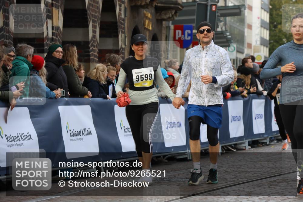05.10.2025 - 20. swb-Marathon Bremen Strokosch-Dieckow http://msf.ph/oto/9265521 05.10.2025 11:08:04 Ziel 9557, 9599, 9617, 9874, 10125, 10365, 11309, 11490, 11677 meine-sportfotos.de