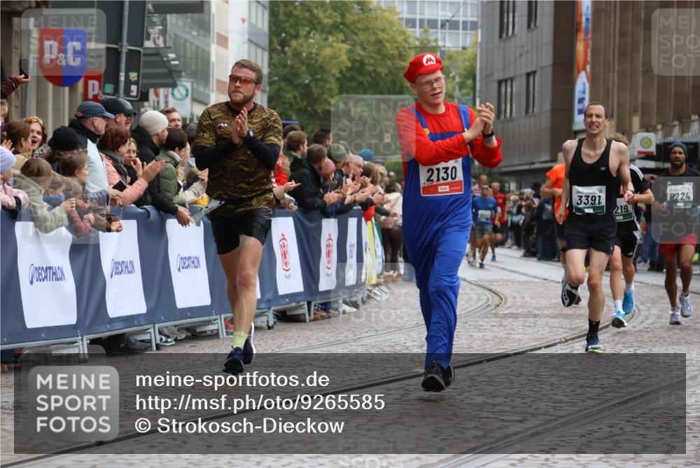 05.10.2025 - 20. swb-Marathon Bremen Strokosch-Dieckow http://msf.ph/oto/9265585 05.10.2025 12:59:13 Ziel 623, 2130, 2385, 3219, 3391, 4158, 5908, 6224, 6423 meine-sportfotos.de