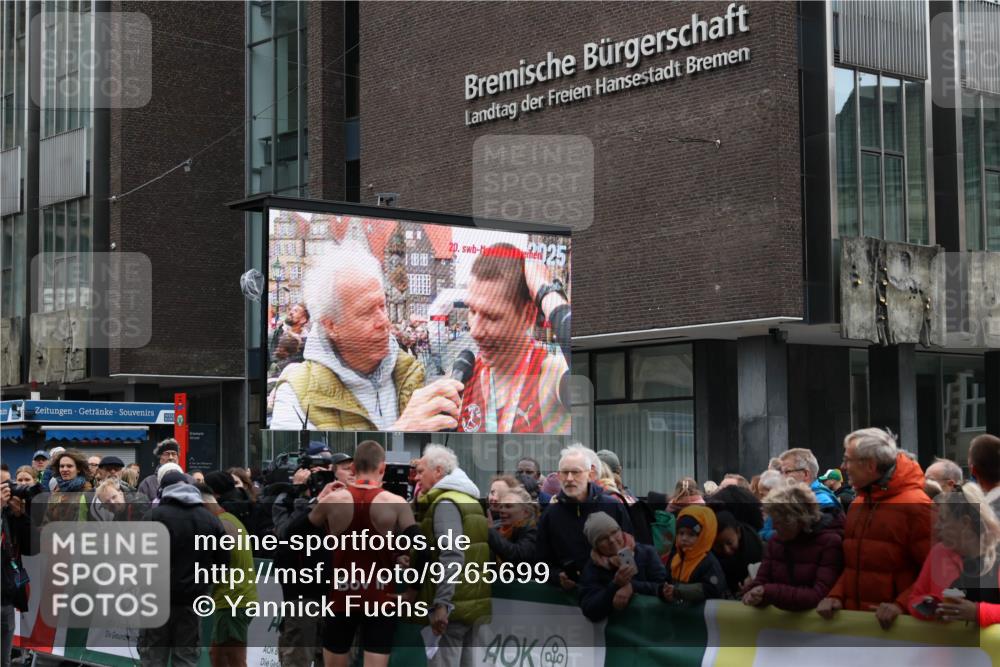 05.10.2025 - 20. swb-Marathon Bremen Yannick Fuchs http://msf.ph/oto/9265699 05.10.2025 12:07:55 Ziel  meine-sportfotos.de