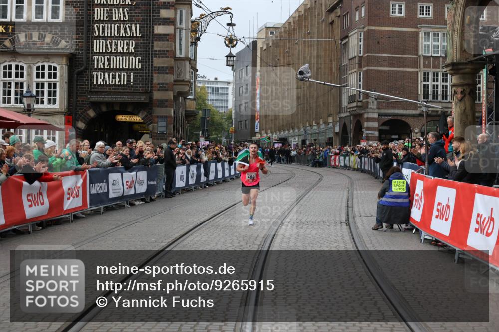05.10.2025 - 20. swb-Marathon Bremen Yannick Fuchs http://msf.ph/oto/9265915 05.10.2025 12:08:48 Ziel 408 meine-sportfotos.de