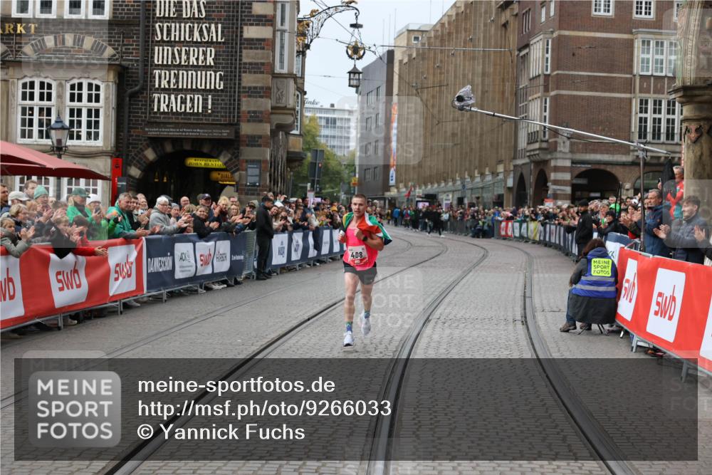 05.10.2025 - 20. swb-Marathon Bremen Yannick Fuchs http://msf.ph/oto/9266033 05.10.2025 12:08:49 Ziel 408 meine-sportfotos.de