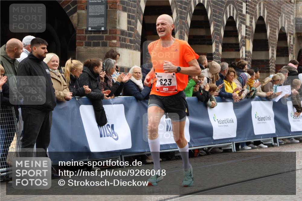 05.10.2025 - 20. swb-Marathon Bremen Strokosch-Dieckow http://msf.ph/oto/9266048 05.10.2025 12:59:22 Ziel 623, 945, 4631, 6912, 7834, 9095 meine-sportfotos.de