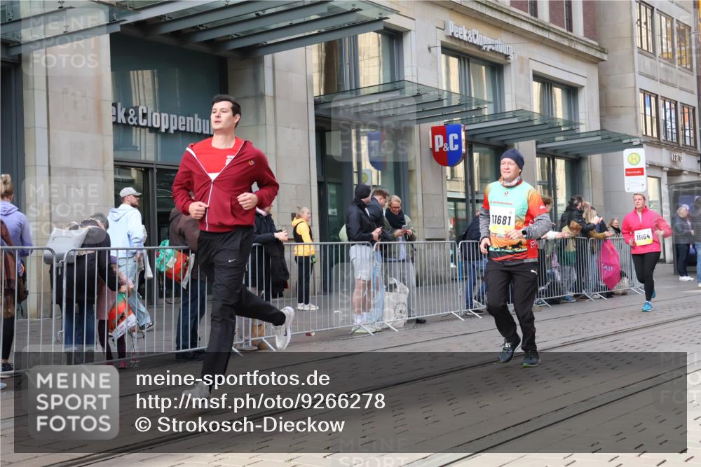 05.10.2025 - 20. swb-Marathon Bremen Strokosch-Dieckow http://msf.ph/oto/9266278 05.10.2025 11:05:14 Ziel 7654, 9210, 9335, 9419, 9423, 9713, 9752, 10025, 10158, 10197, 10289, 10426, 10437, 10511, 10529, 10542, 10769, 10828, 10843, 10844, 10999, 11064, 11106, 11164, 11604, 11676, 11681, 7654, 9210, 9335, 9419, 9423, 9713, 9752, 10025, 10158, 10197, 10289, 10426, 10437, 10511, 10529, 10542, 10769, 10828, 10843, 10844, 10999, 11064, 11106, 11164, 11604, 11676, 11681 meine-sportfotos.de