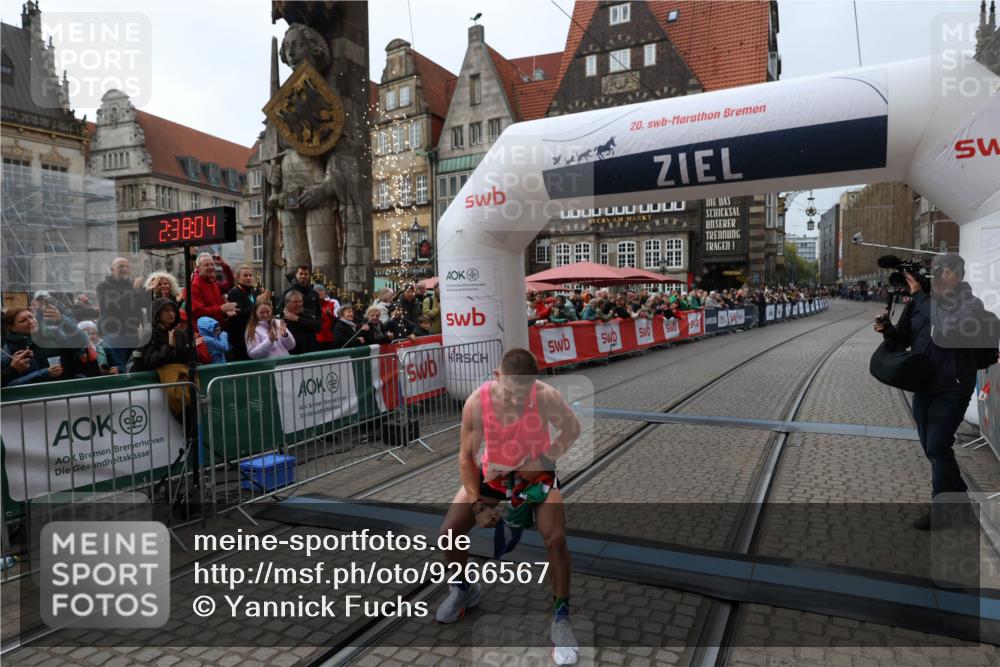 05.10.2025 - 20. swb-Marathon Bremen Yannick Fuchs http://msf.ph/oto/9266567 05.10.2025 12:08:54 Ziel 408 meine-sportfotos.de