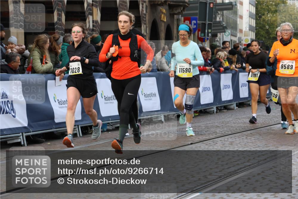 05.10.2025 - 20. swb-Marathon Bremen Strokosch-Dieckow http://msf.ph/oto/9266714 05.10.2025 11:08:40 Ziel 7069, 7706, 9191, 9274, 9276, 9589, 10051, 10212, 10567, 10939, 10998, 11028, 11073, 11076, 11242, 11479, 11590 meine-sportfotos.de
