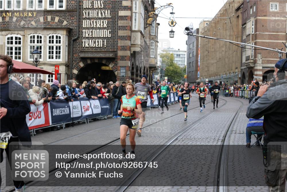 05.10.2025 - 20. swb-Marathon Bremen Yannick Fuchs http://msf.ph/oto/9266745 05.10.2025 10:51:48 Ziel 8333, 9259, 9268, 10436, 10584, 10716, 10918, 11484 meine-sportfotos.de