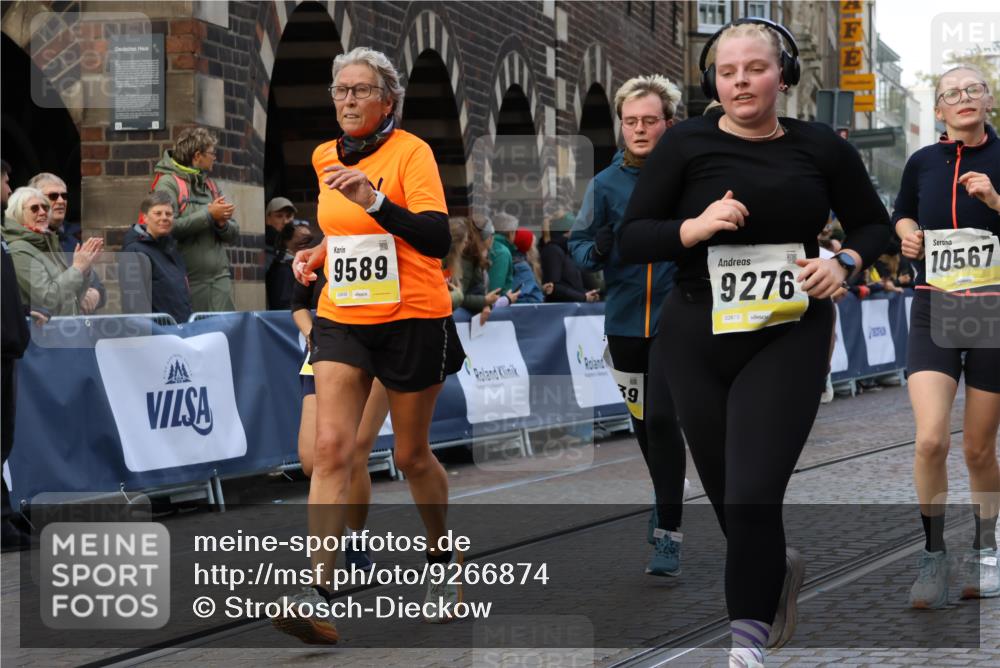 05.10.2025 - 20. swb-Marathon Bremen Strokosch-Dieckow http://msf.ph/oto/9266874 05.10.2025 11:08:44 Ziel 7069, 7706, 9191, 9274, 9276, 9589, 9853, 10051, 10567, 10939, 10998, 11028, 11073, 11076, 11479, 11590 meine-sportfotos.de