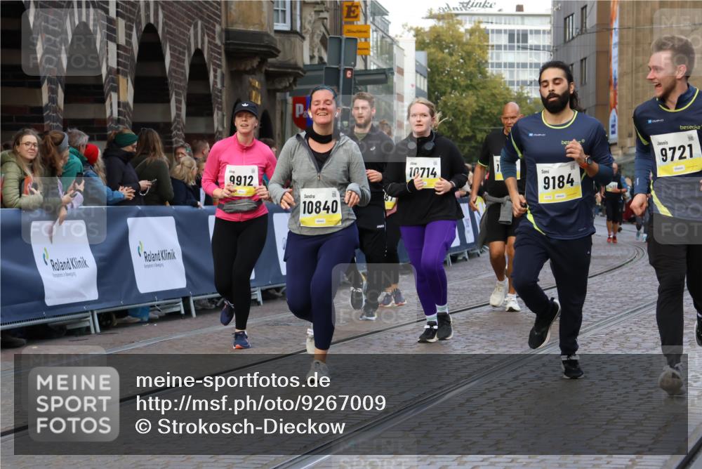 05.10.2025 - 20. swb-Marathon Bremen Strokosch-Dieckow http://msf.ph/oto/9267009 05.10.2025 11:08:53 Ziel 9184, 9466, 9721, 9774, 9853, 9912, 10031, 10087, 10248, 10714, 10840, 11126, 11142 meine-sportfotos.de