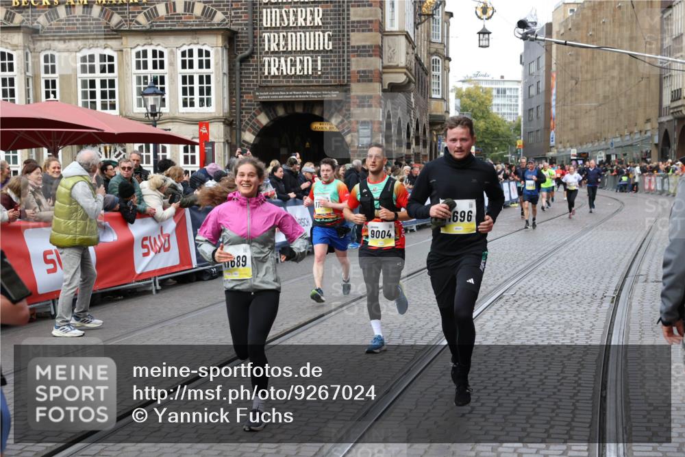 05.10.2025 - 20. swb-Marathon Bremen Yannick Fuchs http://msf.ph/oto/9267024 05.10.2025 10:51:53 Ziel 8333, 9004, 9259, 9268, 9506, 10436, 10716, 10968, 11361, 11689, 11696 meine-sportfotos.de