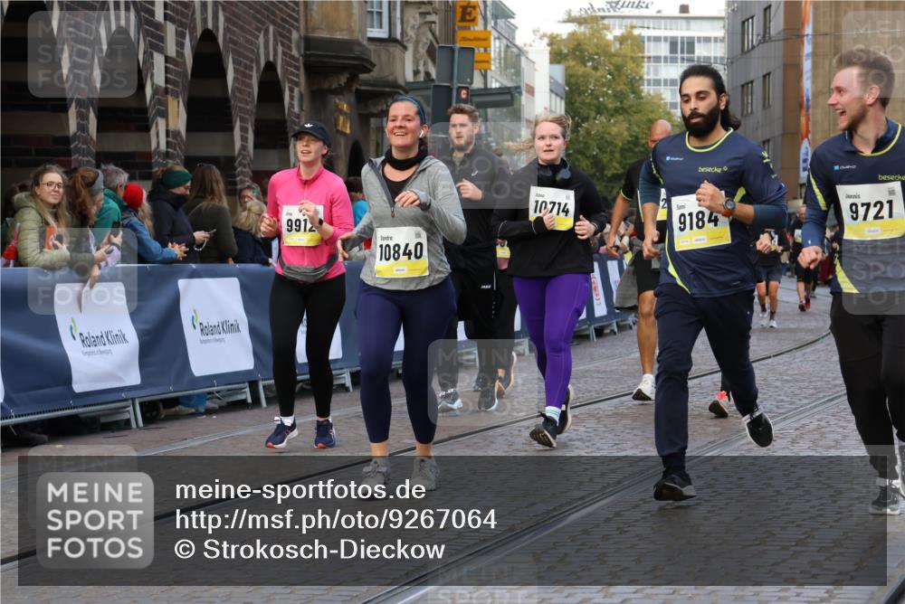 05.10.2025 - 20. swb-Marathon Bremen Strokosch-Dieckow http://msf.ph/oto/9267064 05.10.2025 11:08:54 Ziel 9184, 9466, 9721, 9774, 9853, 9912, 10031, 10087, 10248, 10458, 10714, 10840, 11126, 11142 meine-sportfotos.de