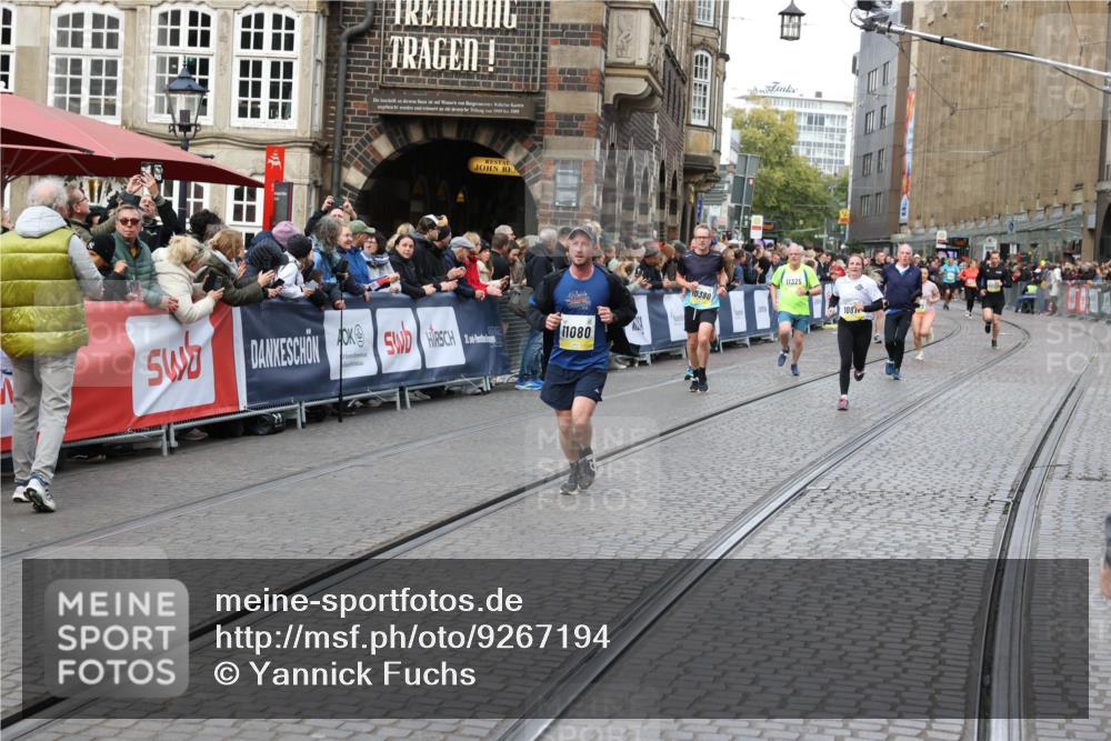 05.10.2025 - 20. swb-Marathon Bremen Yannick Fuchs http://msf.ph/oto/9267194 05.10.2025 10:51:57 Ziel 9004, 9259, 9506, 10436, 10968, 11080, 11361, 11689, 11696 meine-sportfotos.de