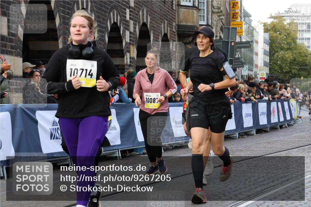 05.10.2025 - 20. swb-Marathon Bremen Strokosch-Dieckow http://msf.ph/oto/9267205 05.10.2025 11:08:56 Ziel 9184, 9466, 9721, 9774, 9912, 10031, 10087, 10248, 10458, 10714, 10840, 11126, 11142 meine-sportfotos.de