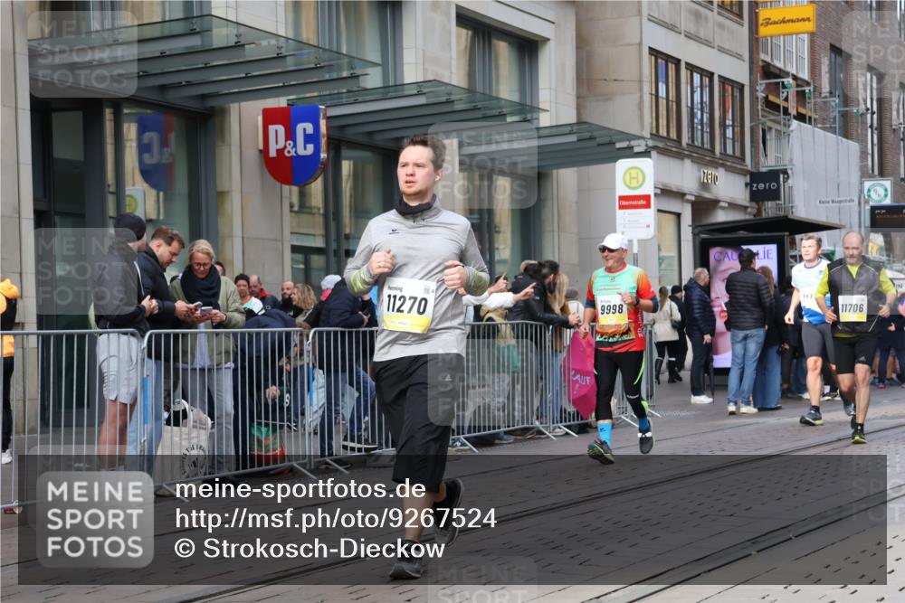 05.10.2025 - 20. swb-Marathon Bremen Strokosch-Dieckow http://msf.ph/oto/9267524 05.10.2025 11:06:09 Ziel 9178, 9205, 9228, 9357, 9523, 9619, 9764, 9998, 10152, 10239, 10243, 10374, 10404, 10611, 10640, 10699, 10732, 10912, 11027, 11143, 11169, 11195, 11233, 11270, 11324, 11365, 11485, 11605, 11706, 11721, 11746, 11747, 9178, 9205, 9228, 9357, 9523, 9619, 9764, 9998, 10152, 10239, 10243, 10374, 10404, 10611, 10640, 10699, 10732, 10912, 11027, 11143, 11169, 11195, 11270, 11324, 11365, 11605 meine-sportfotos.de