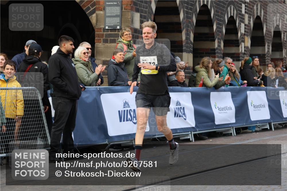 05.10.2025 - 20. swb-Marathon Bremen Strokosch-Dieckow http://msf.ph/oto/9267581 05.10.2025 11:09:05 Ziel 9632, 9798, 9815, 10315, 10458, 10784, 11379, 11437 meine-sportfotos.de