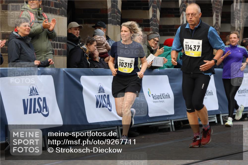 05.10.2025 - 20. swb-Marathon Bremen Strokosch-Dieckow http://msf.ph/oto/9267711 05.10.2025 11:09:08 Ziel 9632, 9798, 9815, 10315, 10784, 11379, 11437, 11674 meine-sportfotos.de