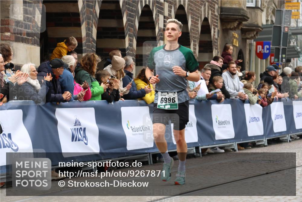 05.10.2025 - 20. swb-Marathon Bremen Strokosch-Dieckow http://msf.ph/oto/9267871 05.10.2025 13:00:11 Ziel 198, 826, 1812, 2064, 2169, 4422, 6996, 8030 meine-sportfotos.de