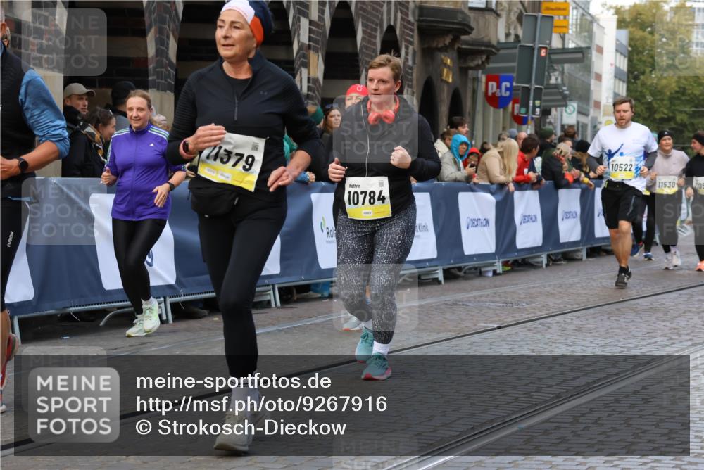 05.10.2025 - 20. swb-Marathon Bremen Strokosch-Dieckow http://msf.ph/oto/9267916 05.10.2025 11:09:10 Ziel 9632, 9798, 9815, 10315, 10522, 10784, 11056, 11379, 11437, 11530, 11674 meine-sportfotos.de
