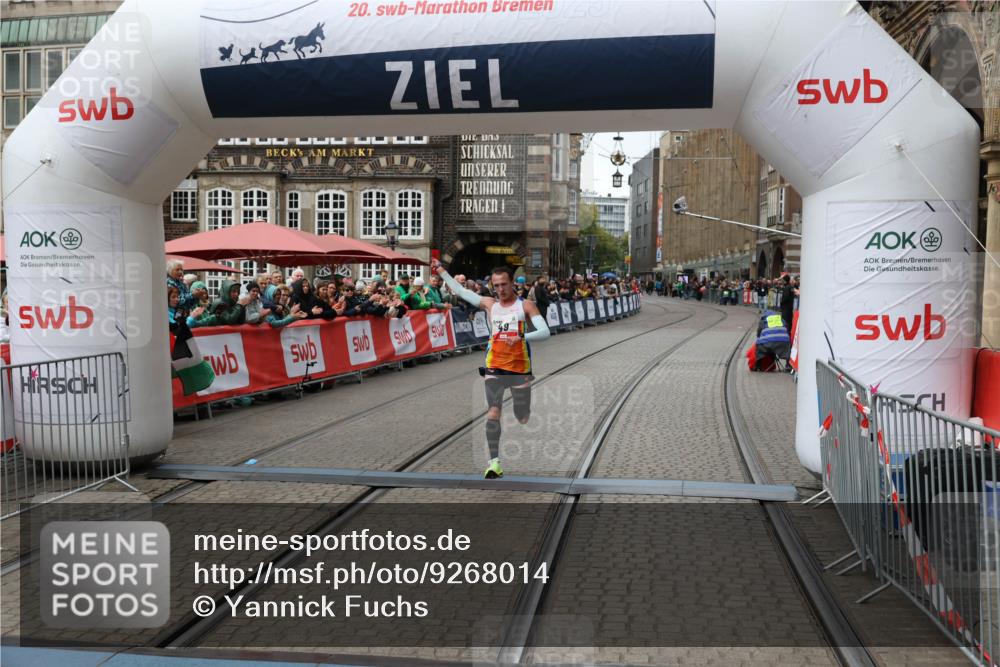 05.10.2025 - 20. swb-Marathon Bremen Yannick Fuchs http://msf.ph/oto/9268014 05.10.2025 12:12:30 Ziel 49 meine-sportfotos.de