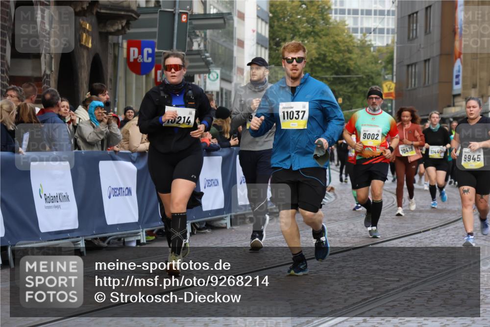 05.10.2025 - 20. swb-Marathon Bremen Strokosch-Dieckow http://msf.ph/oto/9268214 05.10.2025 11:09:21 Ziel 9493, 9649, 9848, 9892, 9945, 10214, 10295, 11037, 11218 meine-sportfotos.de