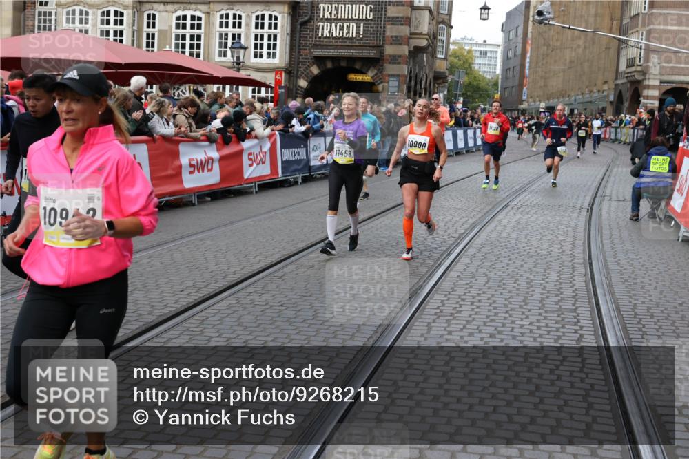 05.10.2025 - 20. swb-Marathon Bremen Yannick Fuchs http://msf.ph/oto/9268215 05.10.2025 10:52:21 Ziel 9196, 9226, 9852, 9955, 10038, 10240, 10438, 10668, 10727, 10900, 10927, 10942, 11458, 11491, 11641 meine-sportfotos.de