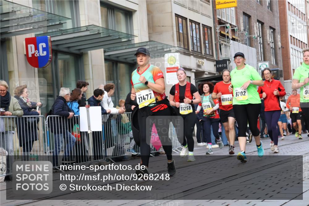 05.10.2025 - 20. swb-Marathon Bremen Strokosch-Dieckow http://msf.ph/oto/9268248 05.10.2025 11:06:52 Ziel 7779, 9180, 9217, 9265, 9334, 9491, 9628, 9702, 9757, 9877, 9890, 9901, 10193, 10286, 10330, 10332, 10371, 10396, 10582, 10632, 10788, 10824, 10836, 10902, 10991, 11122, 11131, 11258, 11329, 11477, 11709, 7779, 9180, 9217, 9265, 9334, 9491, 9628, 9702, 9757, 9877, 9890, 9901, 10193, 10286, 10330, 10332, 10371, 10396, 10582, 10632, 10788, 10824, 10836, 10902, 10991, 11122, 11131, 11709 meine-sportfotos.de