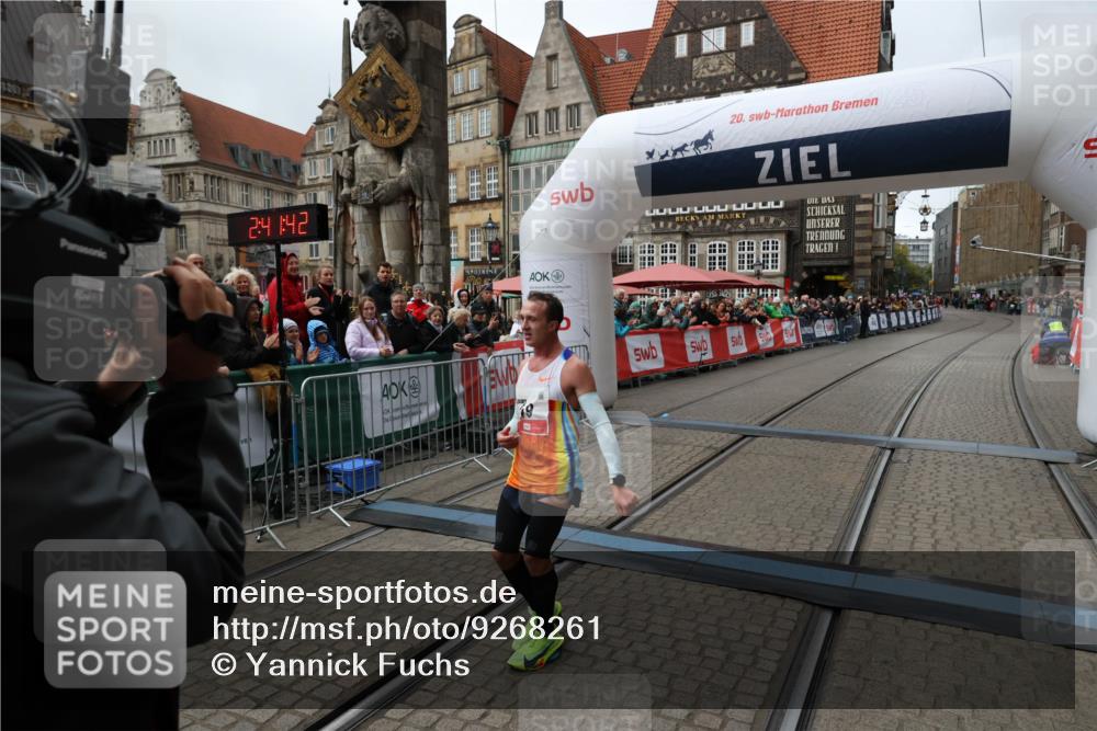05.10.2025 - 20. swb-Marathon Bremen Yannick Fuchs http://msf.ph/oto/9268261 05.10.2025 12:12:32 Ziel 49 meine-sportfotos.de