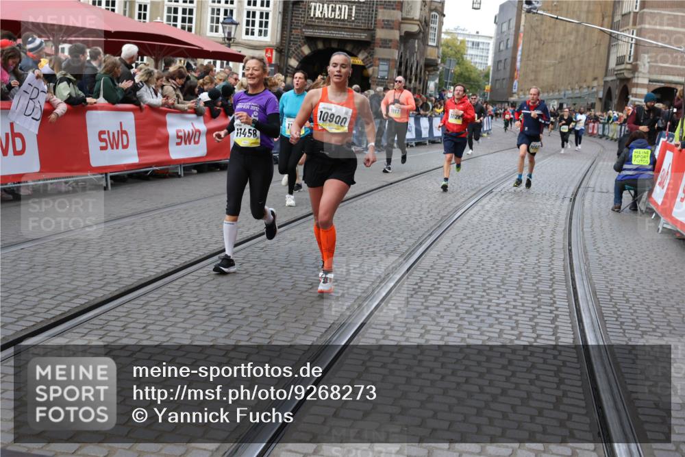 05.10.2025 - 20. swb-Marathon Bremen Yannick Fuchs http://msf.ph/oto/9268273 05.10.2025 10:52:22 Ziel 9196, 9226, 9852, 9955, 10038, 10240, 10438, 10668, 10727, 10900, 10927, 10942, 11128, 11458, 11491, 11641 meine-sportfotos.de