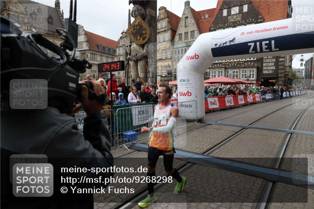 05.10.2025 - 20. swb-Marathon Bremen Yannick Fuchs http://msf.ph/oto/9268298 05.10.2025 12:12:32 Ziel 49 meine-sportfotos.de