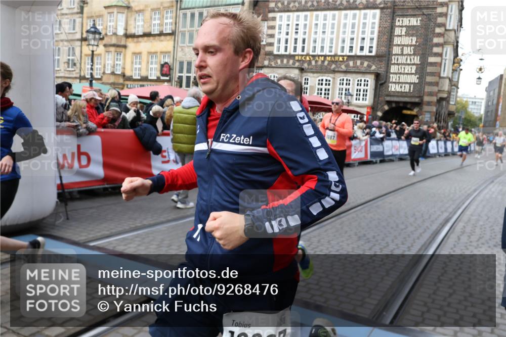 05.10.2025 - 20. swb-Marathon Bremen Yannick Fuchs http://msf.ph/oto/9268476 05.10.2025 10:52:25 Ziel 9852, 9955, 9987, 10038, 10668, 10900, 10927, 10942, 11128, 11458, 11491, 11665 meine-sportfotos.de