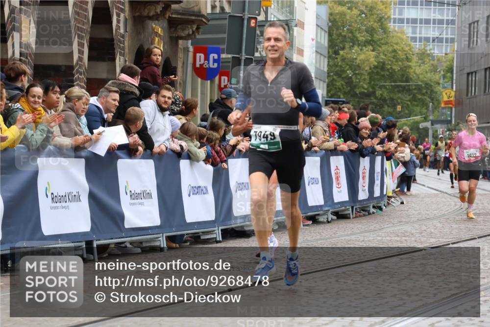 05.10.2025 - 20. swb-Marathon Bremen Strokosch-Dieckow http://msf.ph/oto/9268478 05.10.2025 13:00:30 Ziel 46, 1612, 7949 meine-sportfotos.de