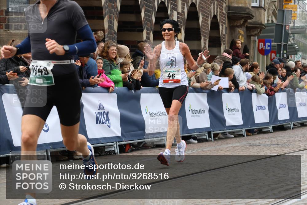 05.10.2025 - 20. swb-Marathon Bremen Strokosch-Dieckow http://msf.ph/oto/9268516 05.10.2025 13:00:32 Ziel 46, 1612, 7099, 7949 meine-sportfotos.de