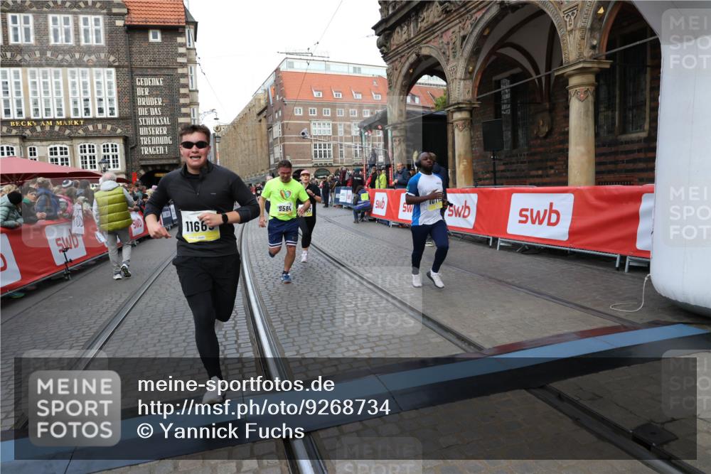 05.10.2025 - 20. swb-Marathon Bremen Yannick Fuchs http://msf.ph/oto/9268734 05.10.2025 10:52:29 Ziel 9172, 9584, 9955, 9987, 10507, 10719, 10900, 10927, 11128, 11458, 11491, 11528, 11665 meine-sportfotos.de