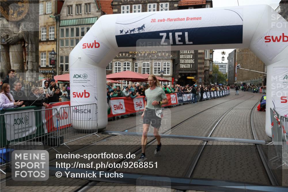 05.10.2025 - 20. swb-Marathon Bremen Yannick Fuchs http://msf.ph/oto/9268851 05.10.2025 12:13:17 Ziel 1301 meine-sportfotos.de