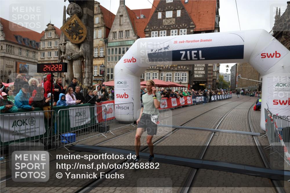 05.10.2025 - 20. swb-Marathon Bremen Yannick Fuchs http://msf.ph/oto/9268882 05.10.2025 12:13:18 Ziel 1301 meine-sportfotos.de