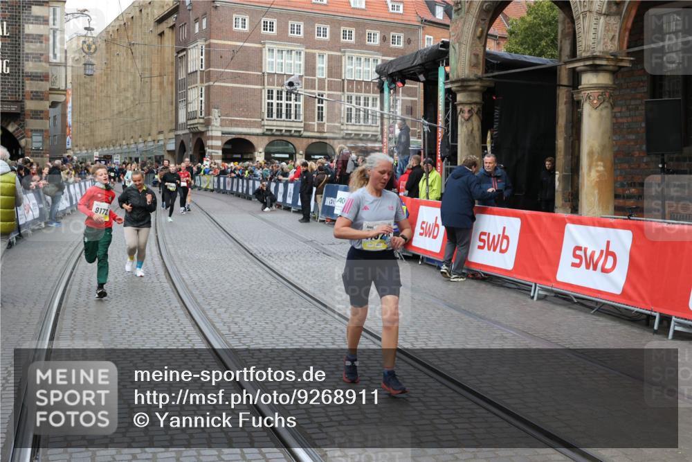 05.10.2025 - 20. swb-Marathon Bremen Yannick Fuchs http://msf.ph/oto/9268911 05.10.2025 10:52:31 Ziel 9172, 9584, 9955, 9987, 10241, 10507, 10719, 10927, 11128, 11491, 11528, 11665 meine-sportfotos.de