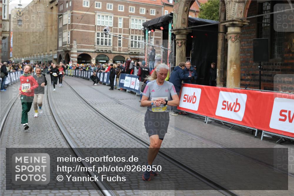 05.10.2025 - 20. swb-Marathon Bremen Yannick Fuchs http://msf.ph/oto/9268950 05.10.2025 10:52:31 Ziel 9172, 9584, 9955, 9987, 10241, 10507, 10719, 10927, 11128, 11491, 11528, 11665 meine-sportfotos.de