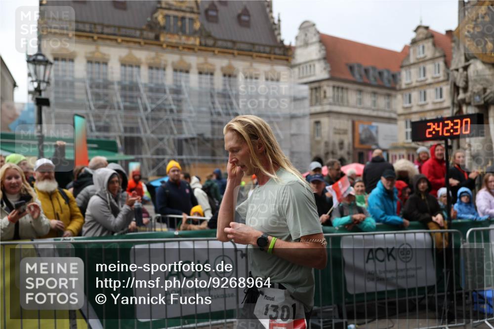 05.10.2025 - 20. swb-Marathon Bremen Yannick Fuchs http://msf.ph/oto/9268964 05.10.2025 12:13:20 Ziel 1301 meine-sportfotos.de
