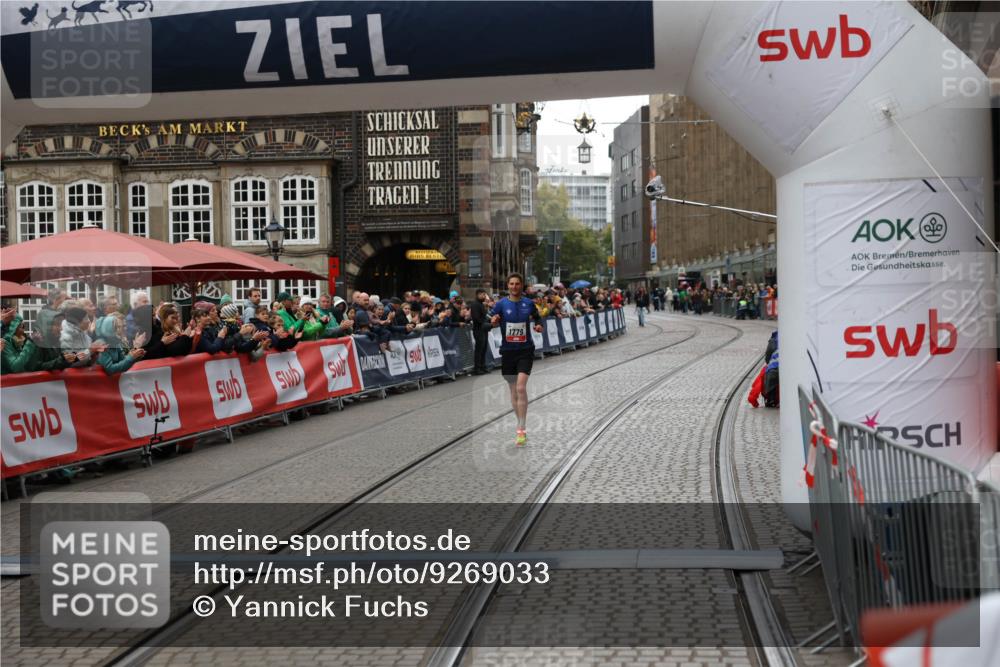 05.10.2025 - 20. swb-Marathon Bremen Yannick Fuchs http://msf.ph/oto/9269033 05.10.2025 12:14:12 Ziel 1779 meine-sportfotos.de
