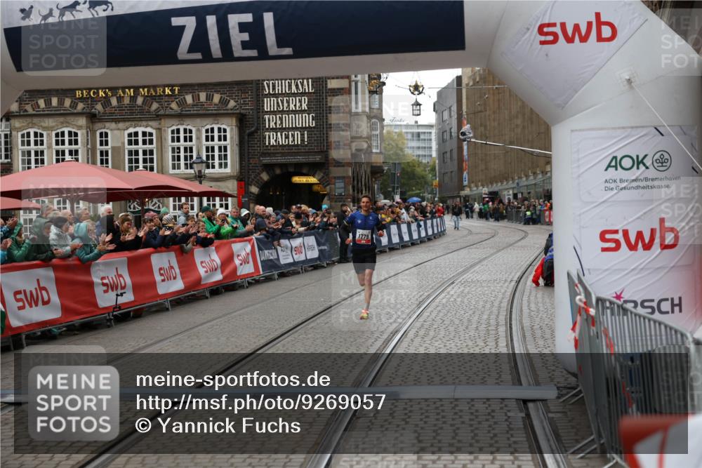 05.10.2025 - 20. swb-Marathon Bremen Yannick Fuchs http://msf.ph/oto/9269057 05.10.2025 12:14:12 Ziel 1779 meine-sportfotos.de