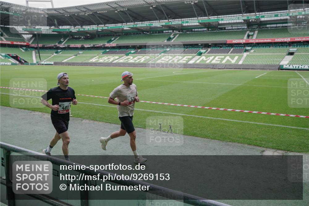 05.10.2025 - 20. swb-Marathon Bremen Michael Burmester http://msf.ph/oto/9269153 05.10.2025 12:37:38 Laufen im Stadion 57, 140, 221, 436, 481, 508, 728, 787, 1245, 1418, 1567, 1616, 1633, 1801, 1849, 1901, 1912, 2132, 2135, 2168, 2268, 5423, 5536, 5582, 7266, 9080, 933, 1088, 1443, 1907, 2186, 5625, 8883 meine-sportfotos.de