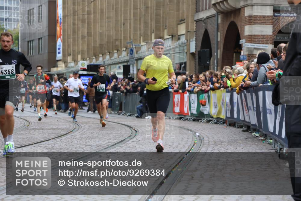 05.10.2025 - 20. swb-Marathon Bremen Strokosch-Dieckow http://msf.ph/oto/9269384 05.10.2025 13:01:05 Ziel 588, 628, 1093, 1215, 4358, 8382, 8747, 8828 meine-sportfotos.de