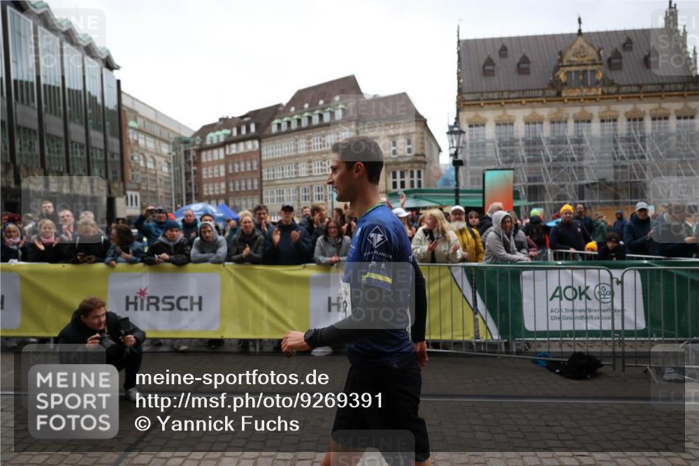 05.10.2025 - 20. swb-Marathon Bremen Yannick Fuchs http://msf.ph/oto/9269391 05.10.2025 12:14:17 Ziel 1779 meine-sportfotos.de