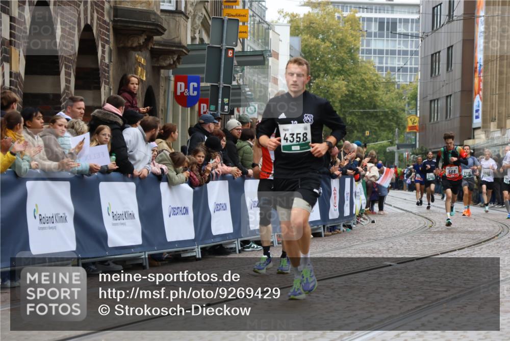 05.10.2025 - 20. swb-Marathon Bremen Strokosch-Dieckow http://msf.ph/oto/9269429 05.10.2025 13:01:06 Ziel 588, 628, 1093, 1215, 4358, 8382, 8747, 8828 meine-sportfotos.de