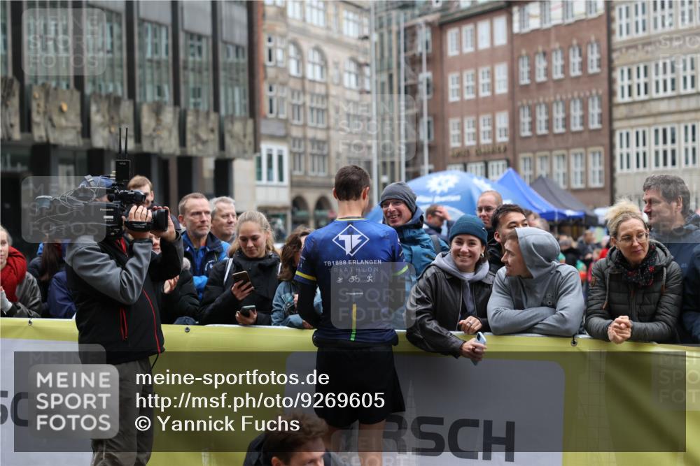 05.10.2025 - 20. swb-Marathon Bremen Yannick Fuchs http://msf.ph/oto/9269605 05.10.2025 12:14:30 Ziel  meine-sportfotos.de